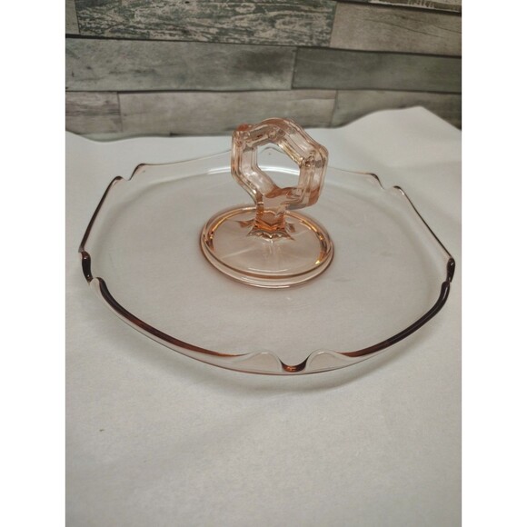 Vintage Pink Depression Glass Cookie Serving Plate With Center Handle MCM - Picture 1 of 4